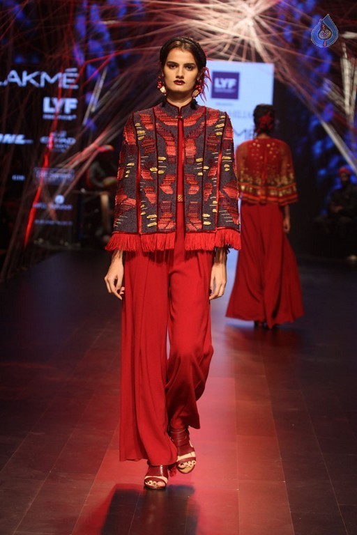 Lakme Fashion Week Winter Festive 2016 - 40 / 82 photos