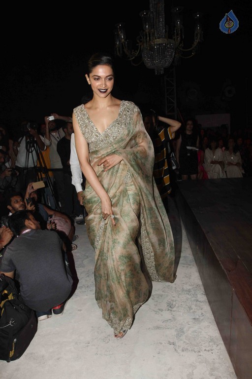 Lakme Fashion Week Winter Festive 2016 Grand Finale - 69 / 84 photos
