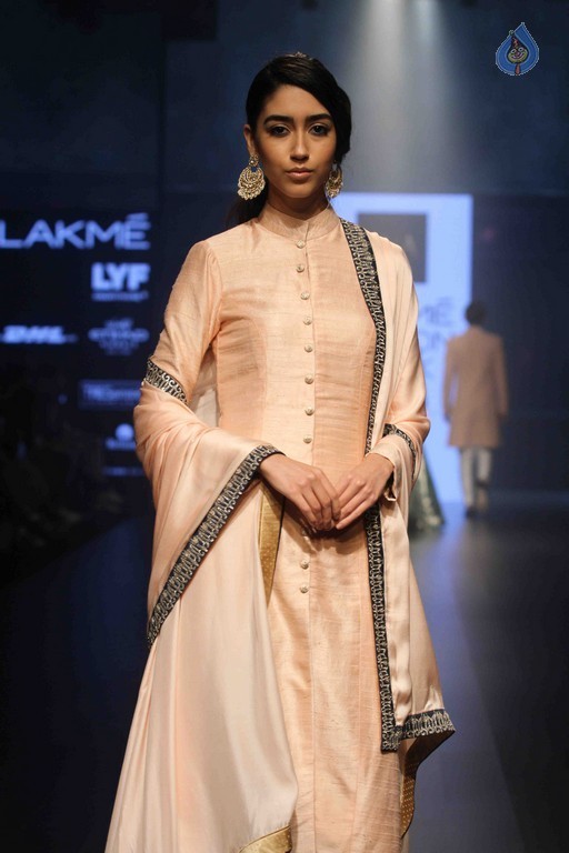 Lakme Fashion Week Winter Festive 2016 Grand Finale - 81 / 84 photos