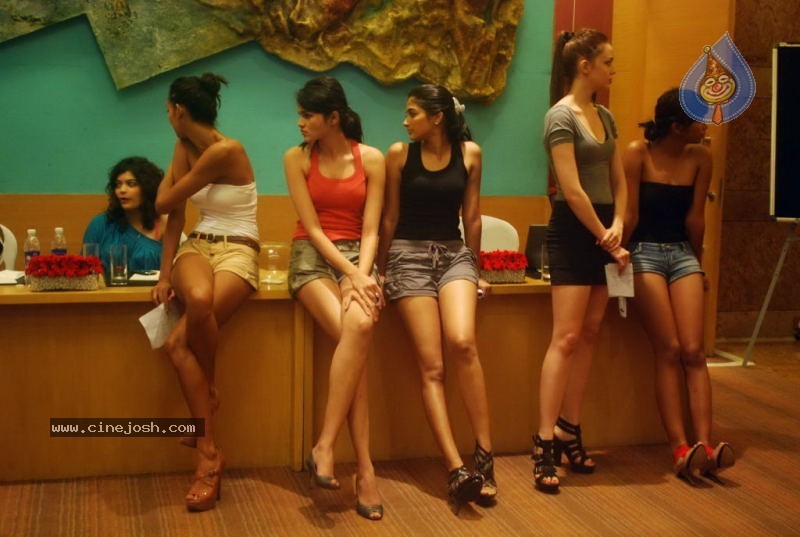 Lakme Female Model Auditions - 70 / 70 photos