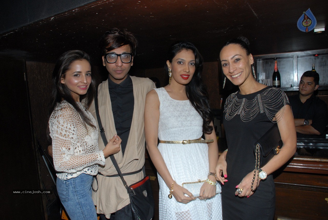 Last Raves Completion Party - 50 / 60 photos