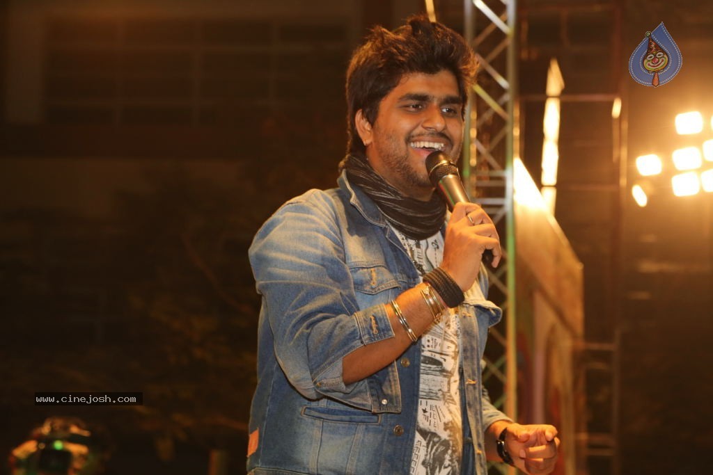 Late Dina Bama Patil Prathishthan Fest Grand Finale - 18 / 35 photos