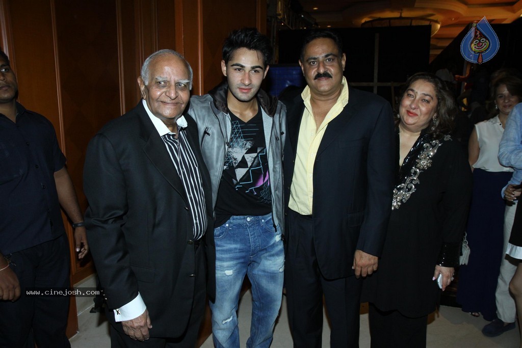 Lekar Hum Deewana Dil Film Music Launch - 30 / 149 photos