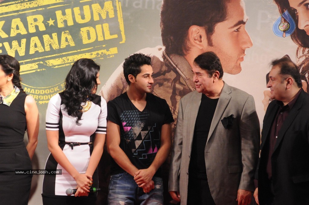 Lekar Hum Deewana Dil Film Music Launch - 87 / 149 photos