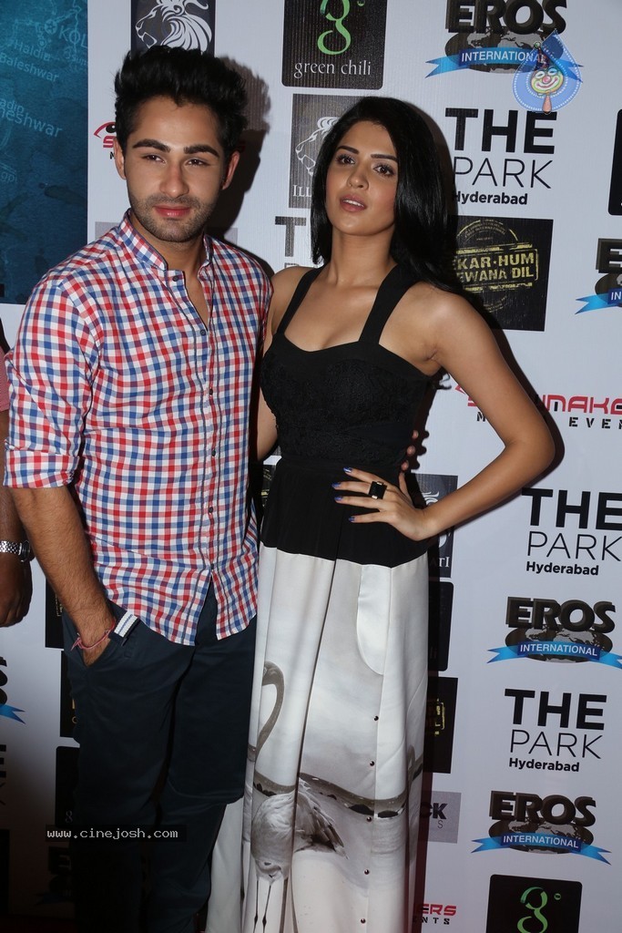 Lekar Hum Deewana Dil Press Meet - 110 / 133 photos