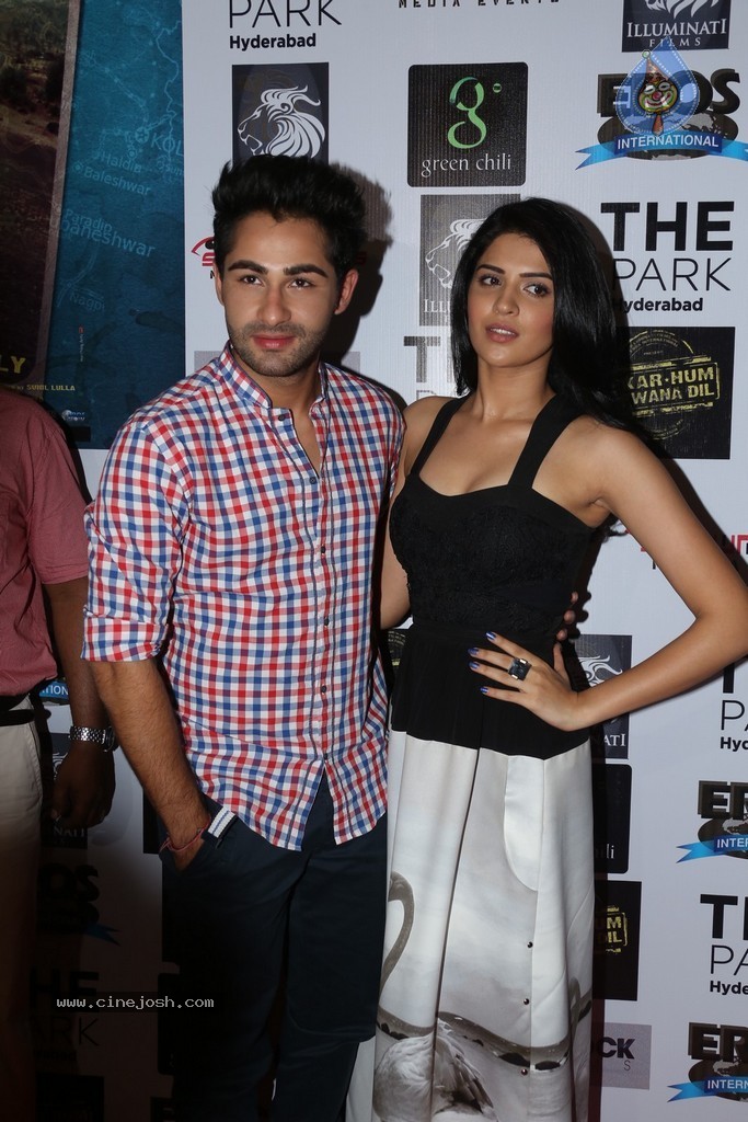 Lekar Hum Deewana Dil Press Meet - 121 / 133 photos