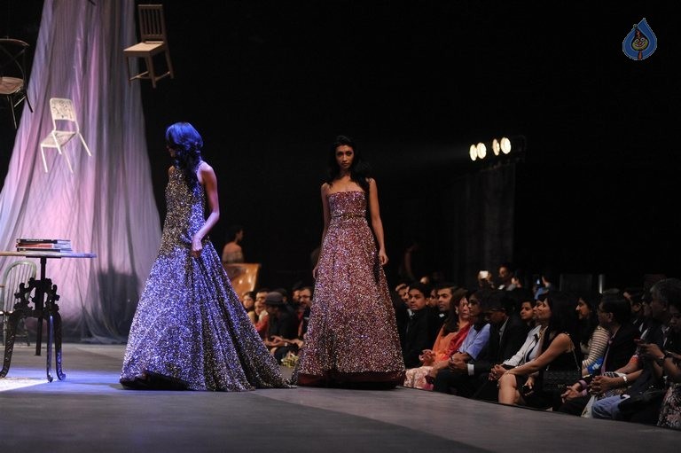 LFW 2015 Manish Malhotra Show 1 - 40 / 62 photos