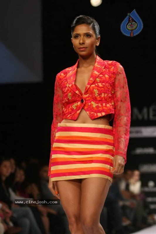 LFW Day 1 All Fashion Show Photos - 3 / 127 photos