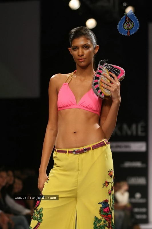 LFW Day 1 All Fashion Show Photos - 31 / 127 photos