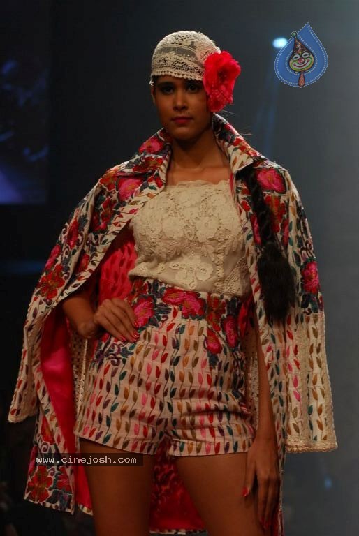 LFW Winter Festive 2012 Fashion Show - 53 / 123 photos