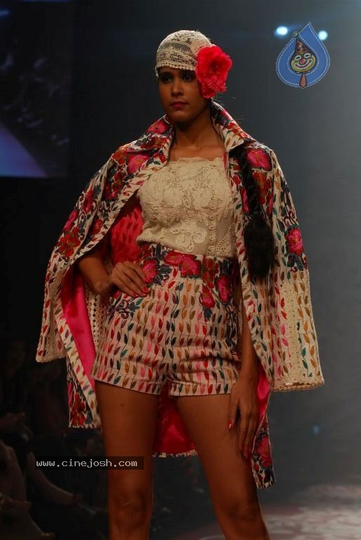LFW Winter Festive 2012 Fashion Show - 60 / 123 photos