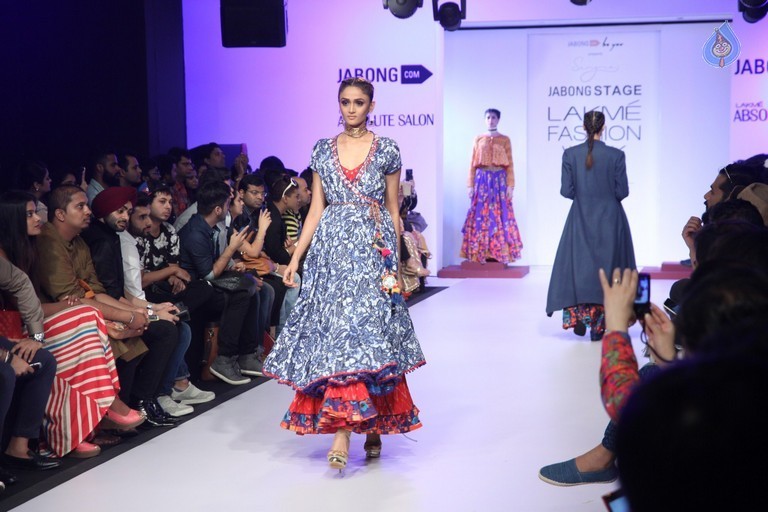 LFW Winter Festive 2015 Fashion Show 2 - 74 / 78 photos
