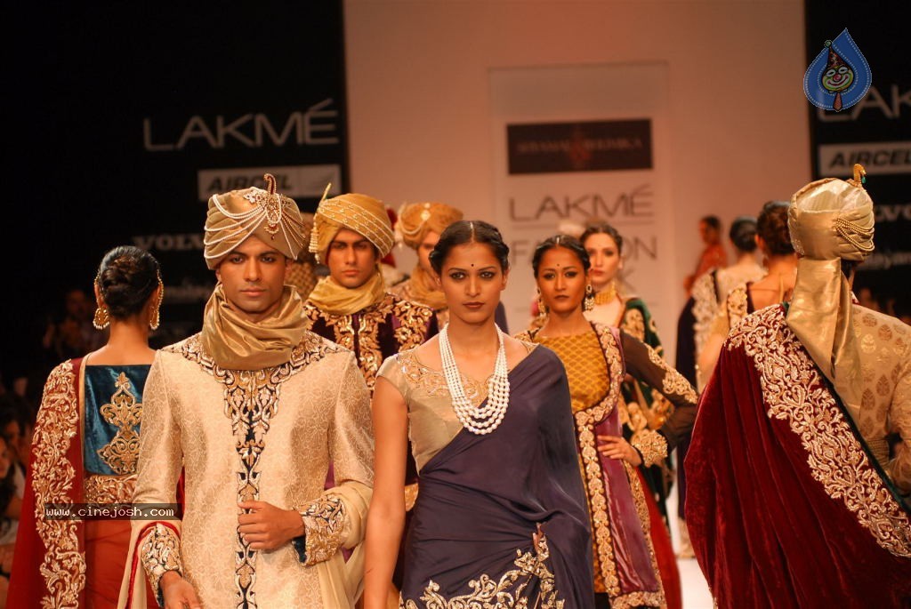 LFW Winter Festive Day 4 Shows - 74 / 109 photos