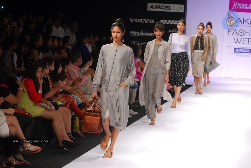 LFW Winter Festive Day 5 All Shows - 60 / 152 photos