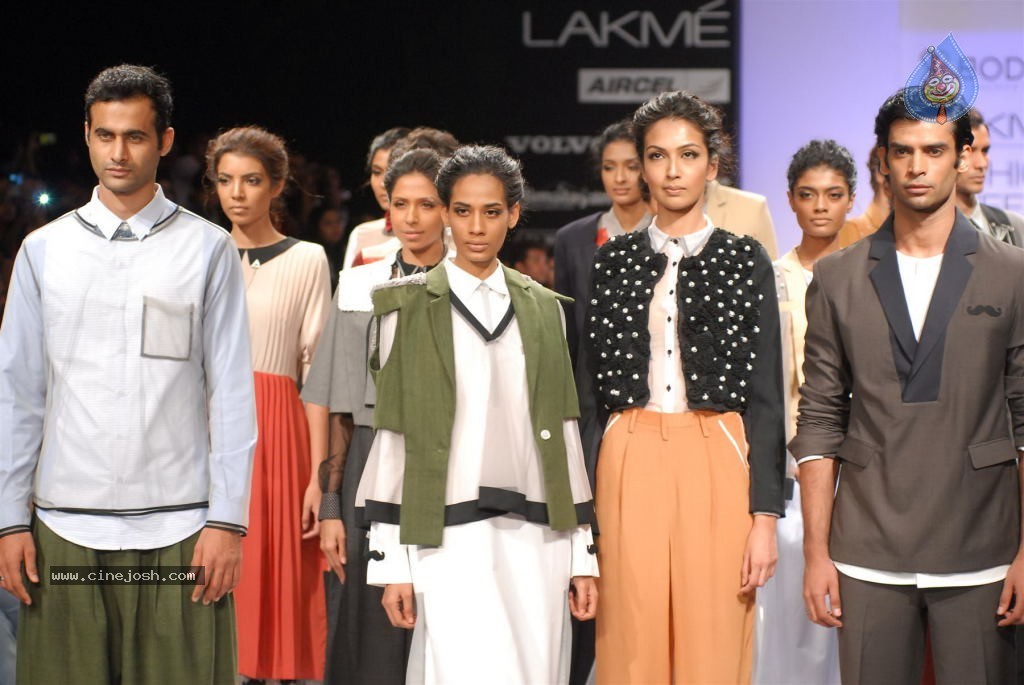 LFW Winter Festive Day 5 All Shows - 70 / 152 photos