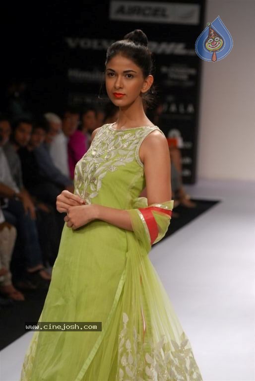 LFW Winter Festive Day 5 All Shows - 78 / 152 photos