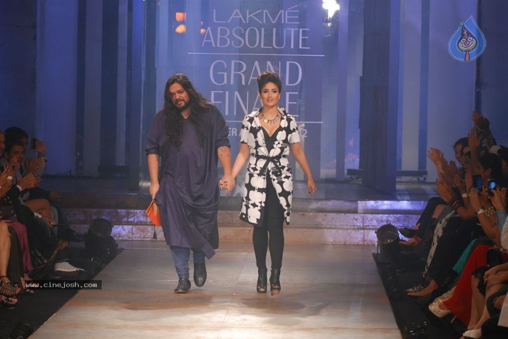 LFW Winter Festive Day 5 All Shows - 86 / 152 photos