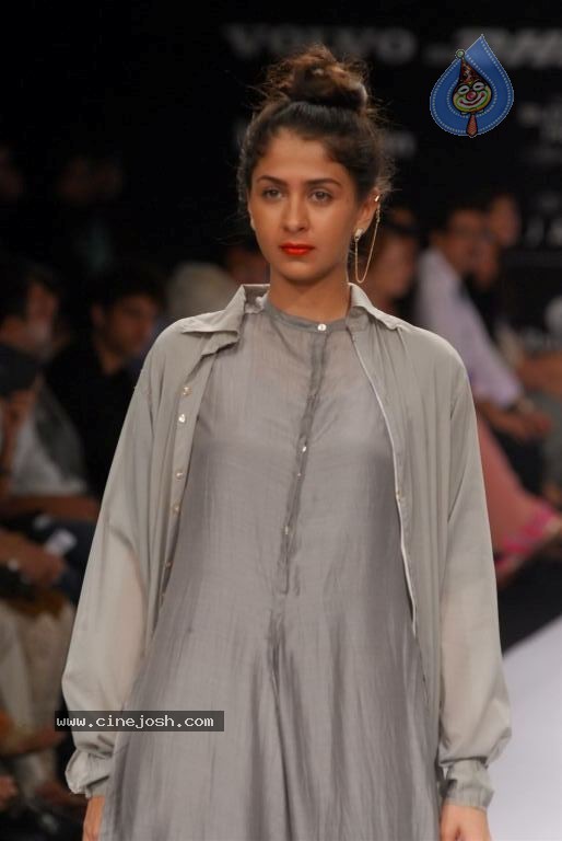 LFW Winter Festive Day 5 All Shows - 128 / 152 photos