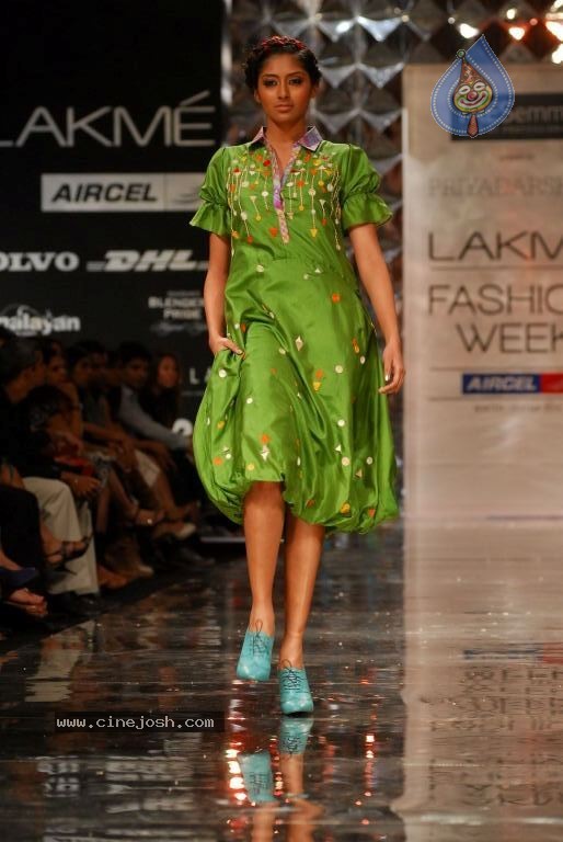 LFW Winter Festive Fashion Show - 9 / 152 photos