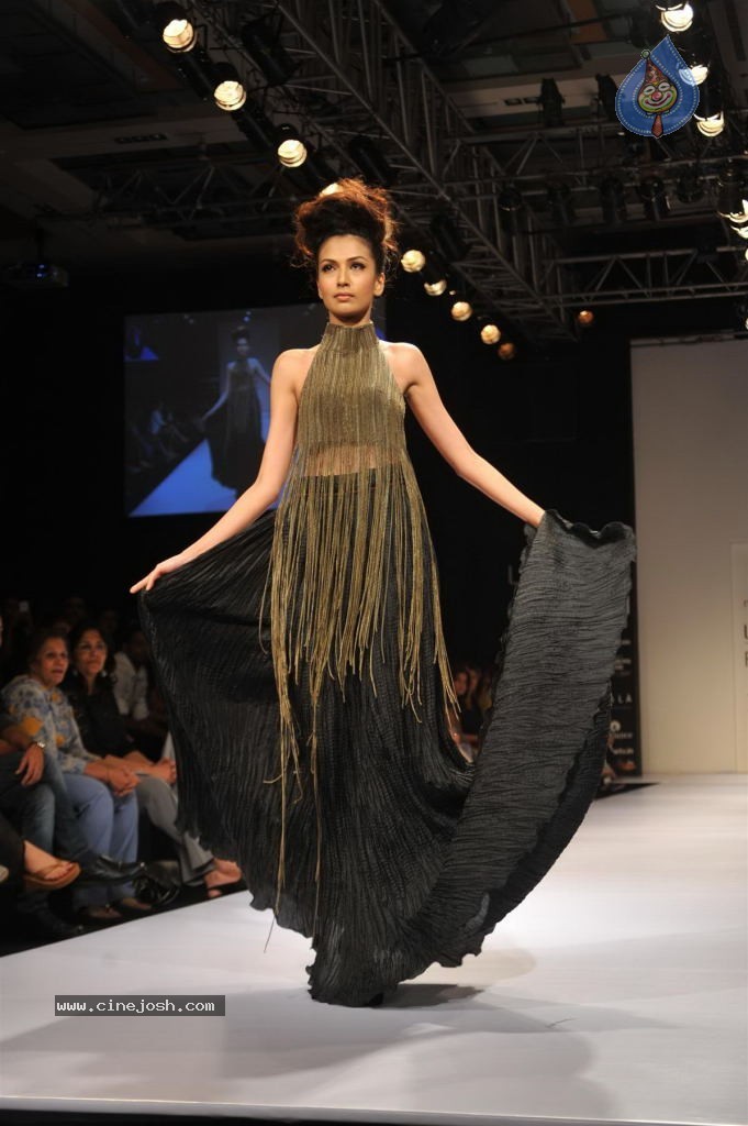 LFW Winter Festive Fashion Show - 24 / 152 photos