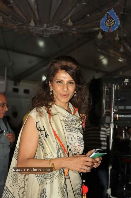 LFW Winter Festive Fashion Show - 129 / 152 photos