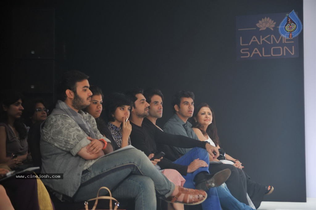 LFW Winter Festive Fashion Show - 137 / 152 photos