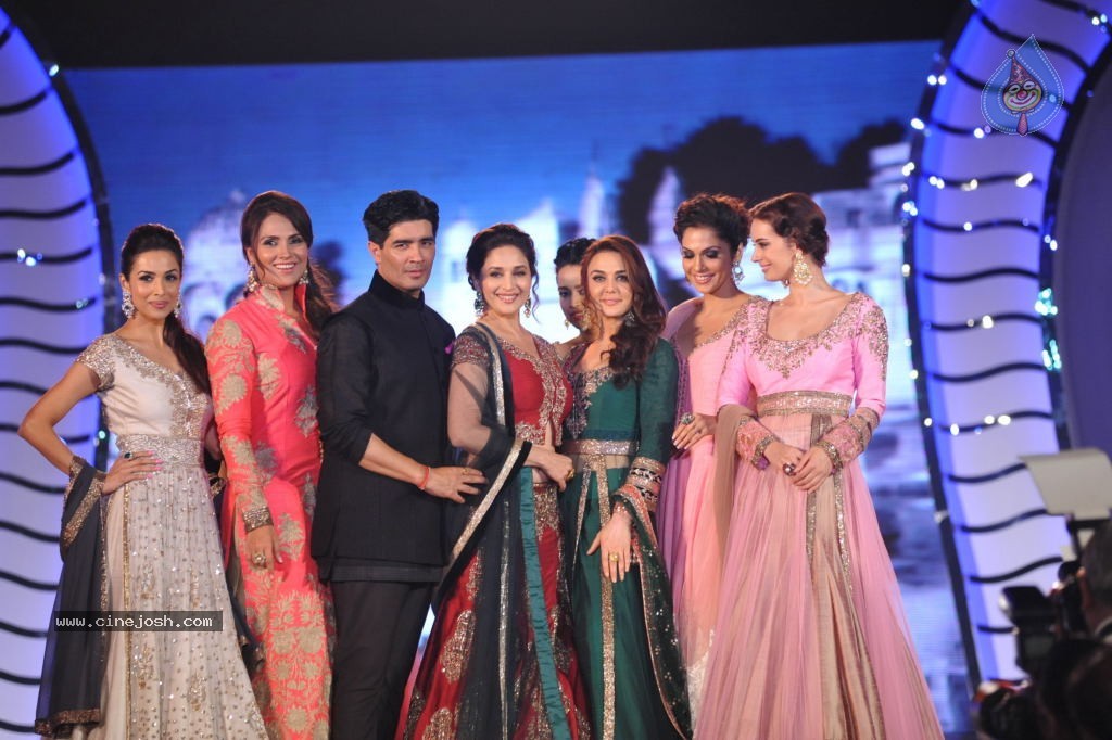 Lilavati Hospital Save n Empower The Girl Child Event - 24 / 47 photos
