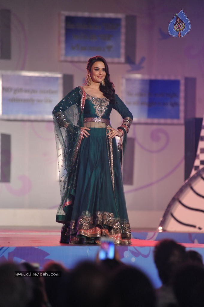 Lilavati Hospital Save n Empower The Girl Child Event - 28 / 47 photos