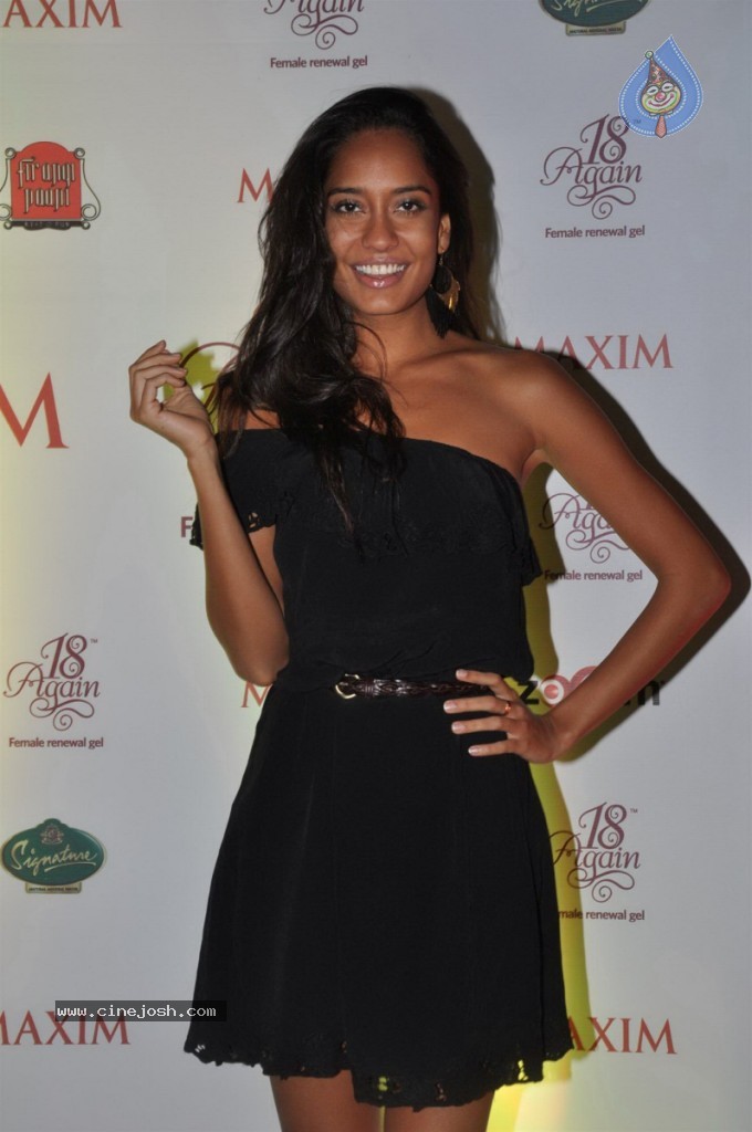 Lisa Haydon Launches Maxim Flex - 45 / 51 photos