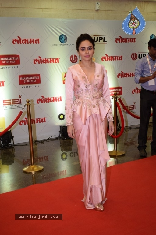 Lokmat Maharashtrian Of The Year Awards 2018 - 14 / 21 photos