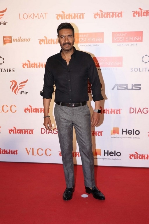 Lokmat Most Stylish Awards - 10 / 42 photos