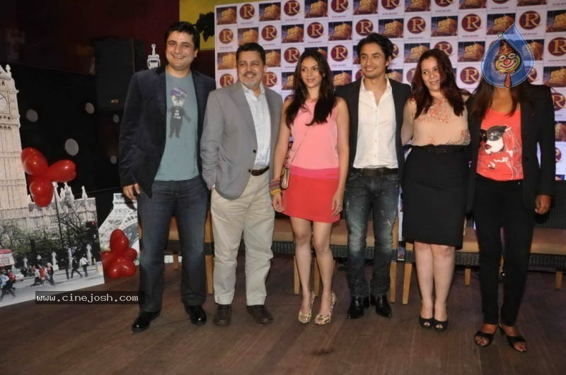 London Paris New York Movie Launch - 15 / 31 photos