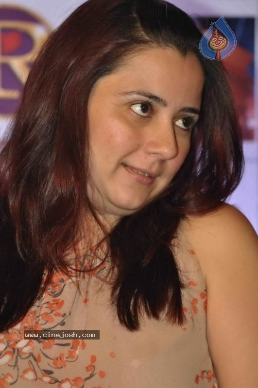 London Paris New York Movie Launch - 27 / 31 photos
