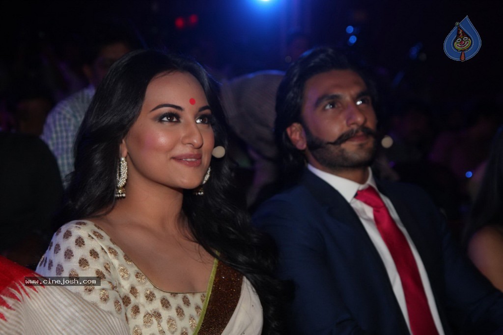 Lootera Film 1st Look Launch - 22 / 34 photos