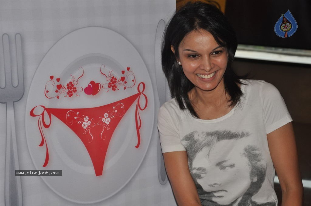 Love Wrinkle Free Movie Special Screening - 11 / 38 photos
