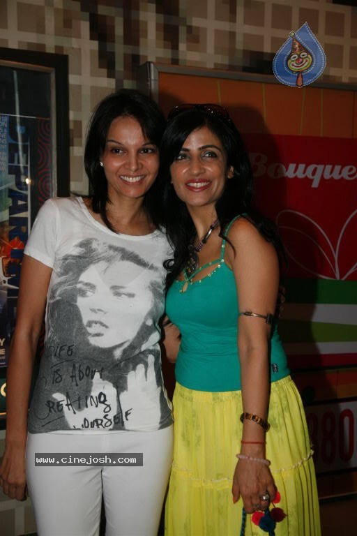 Love Wrinkle Free Movie Special Screening - 35 / 38 photos