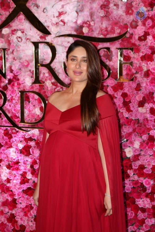 Lux Golden Awards Red Carpet 1 - 6 / 27 photos