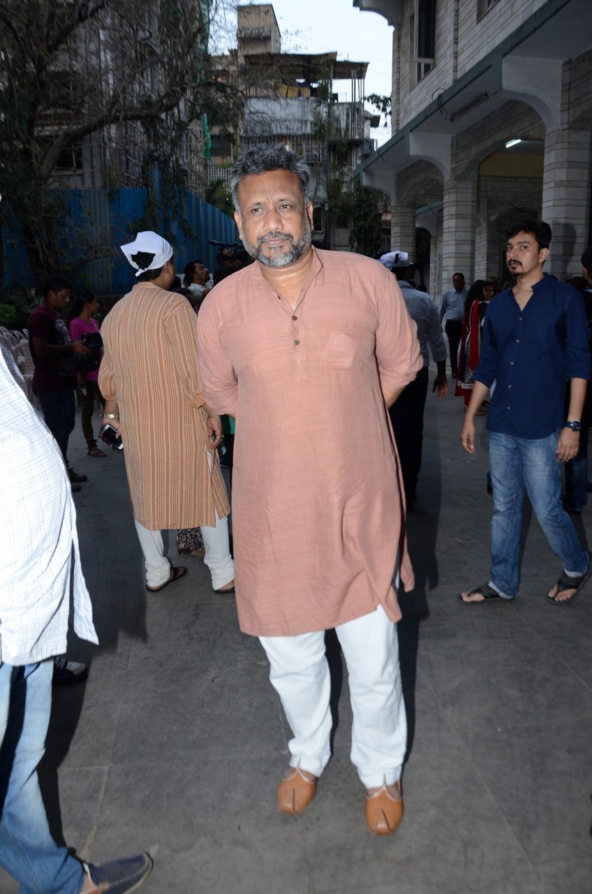 Madhur Bhandarkar Mother Condolence Meet - 19 / 85 photos