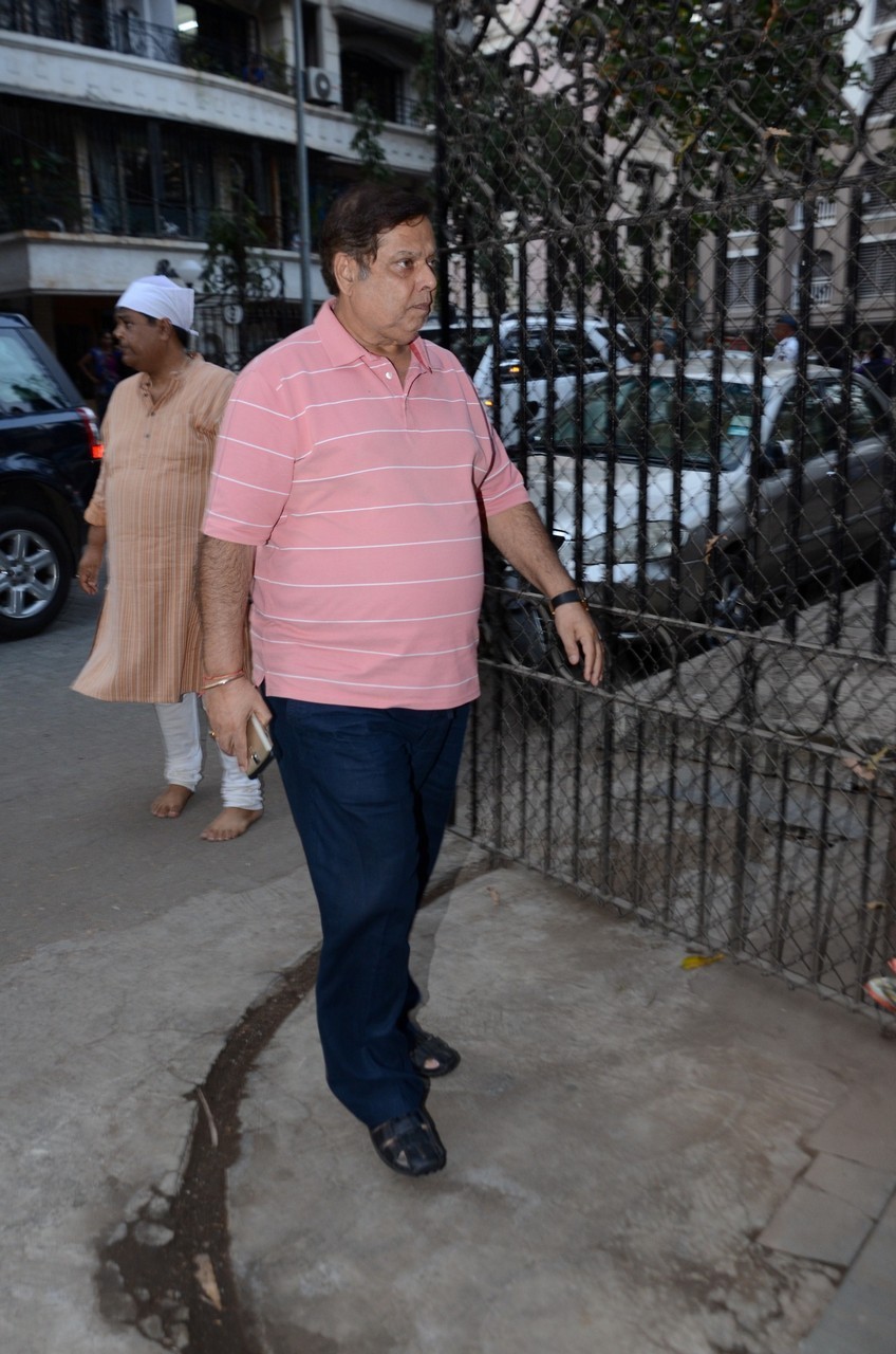 Madhur Bhandarkar Mother Condolence Meet - 44 / 85 photos