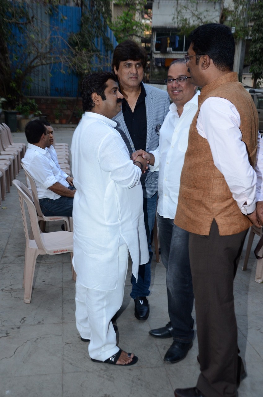 Madhur Bhandarkar Mother Condolence Meet - 51 / 85 photos