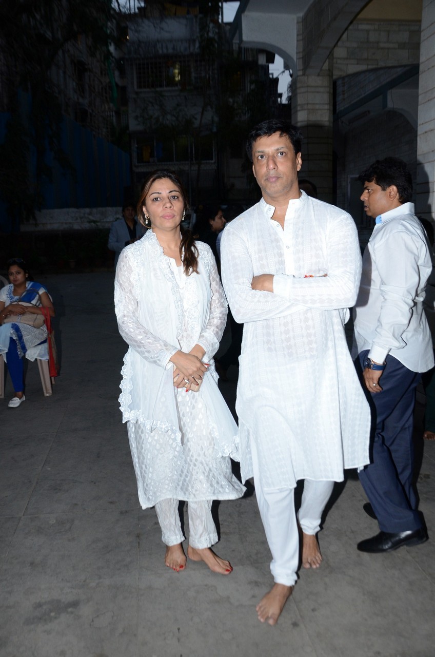 Madhur Bhandarkar Mother Condolence Meet - 62 / 85 photos
