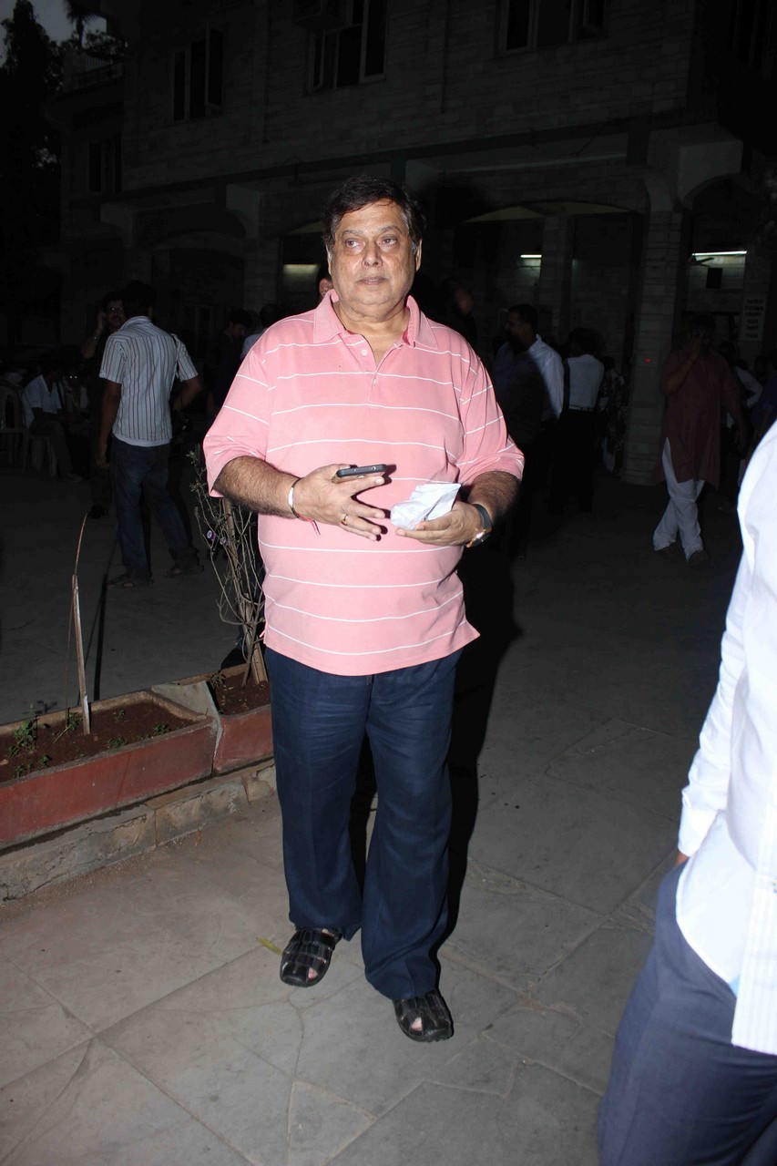 Madhur Bhandarkar Mother Condolence Meet - 75 / 85 photos