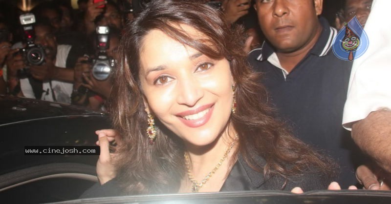 Madhuri Dixit Arrives in India - 2 / 20 photos