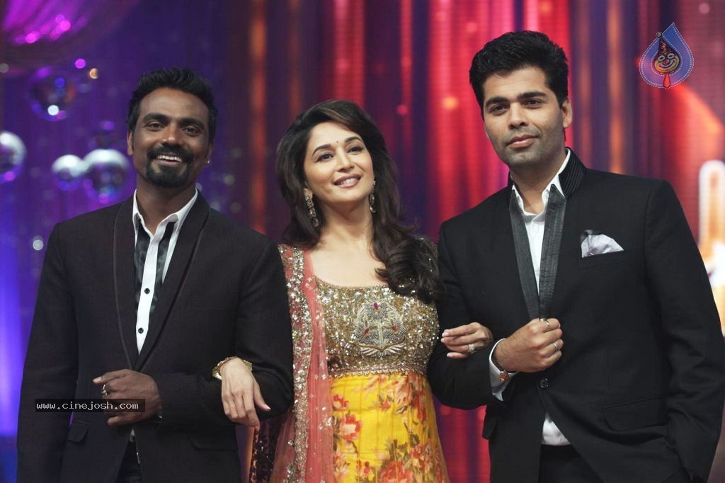 Madhuri Dixit at Jhalak Dikhla Jaa Season 5 - 6 / 34 photos