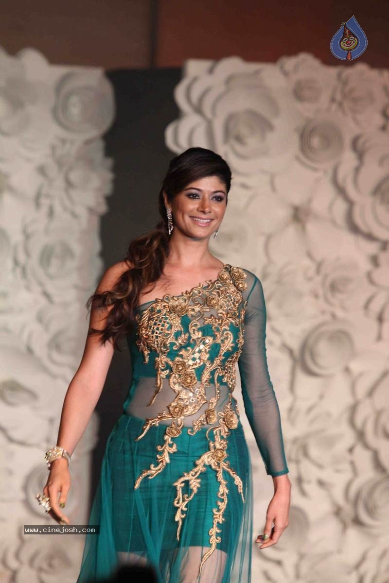 Main Tamanna First Look Launch - 39 / 76 photos