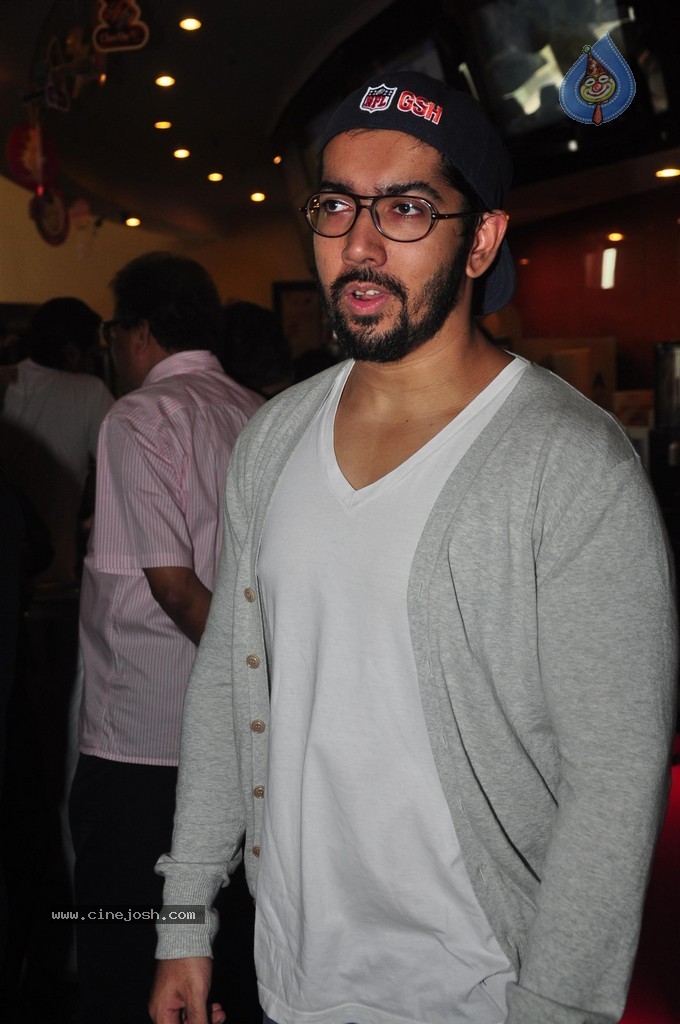 Main Tera Hero First Look Launch - 14 / 40 photos