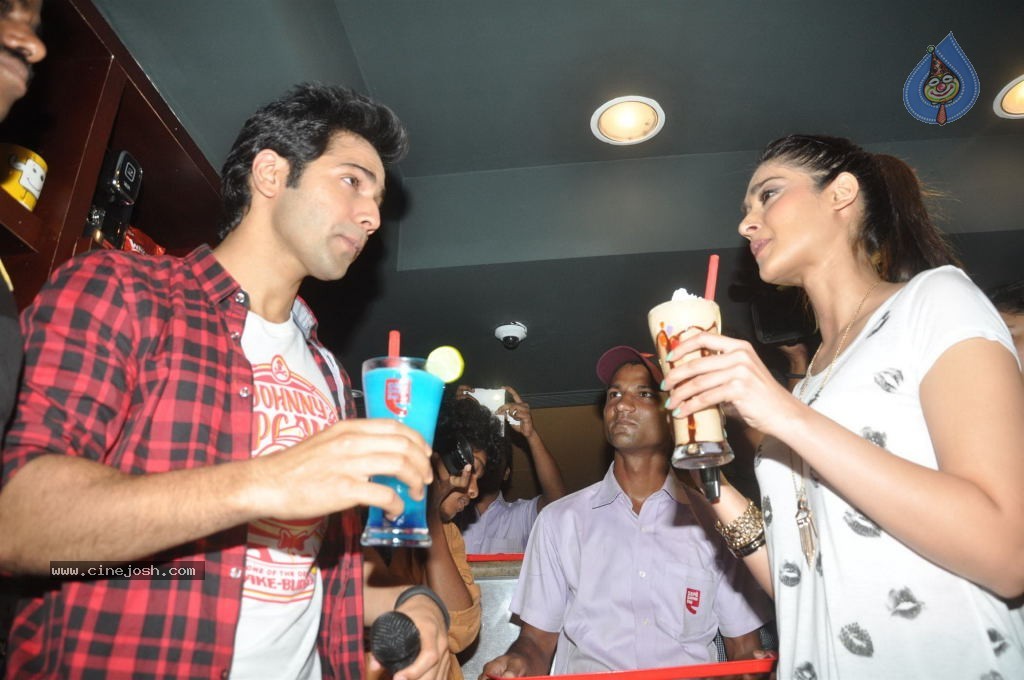 Main Tera Hero Team at Cafe Coffee Day - 21 / 42 photos