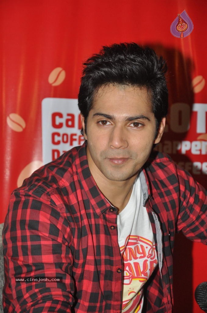 Main Tera Hero Team at Cafe Coffee Day - 23 / 42 photos