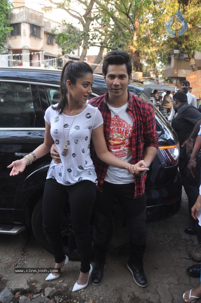 Main Tera Hero Team at Cafe Coffee Day - 25 / 42 photos