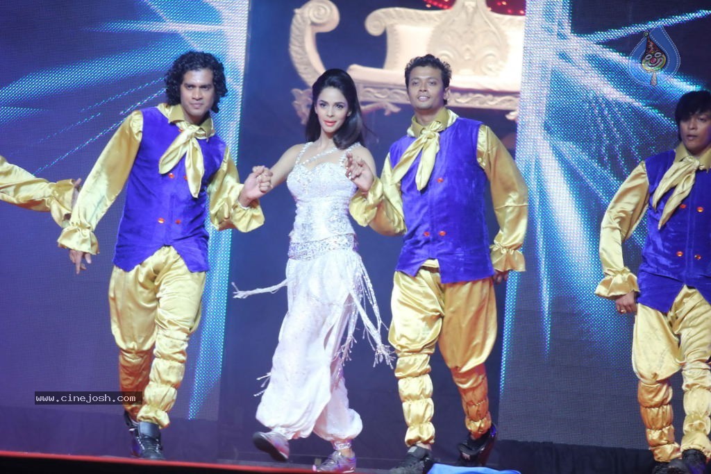 Mallika Sherawat at Tulip Star New Year Event - 25 / 48 photos